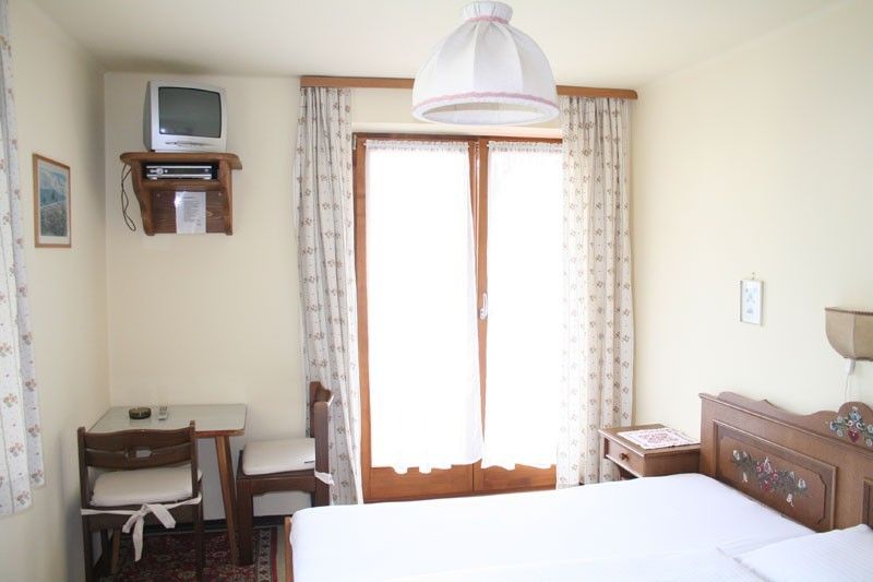 Zimmer Kitzbühel PENSION HÖRL Erika Hörl
