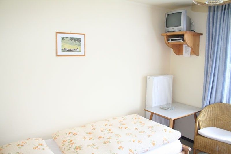 Zimmer Kitzbühel PENSION HÖRL Erika Hörl