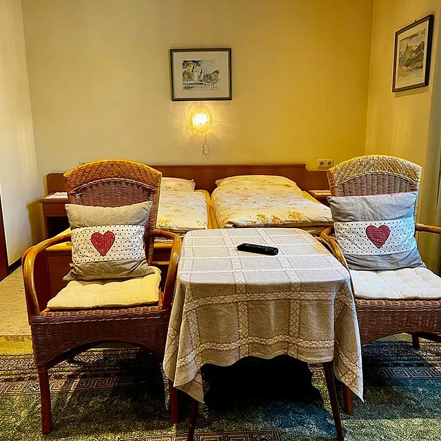 Zimmer PENSION HÖRL
