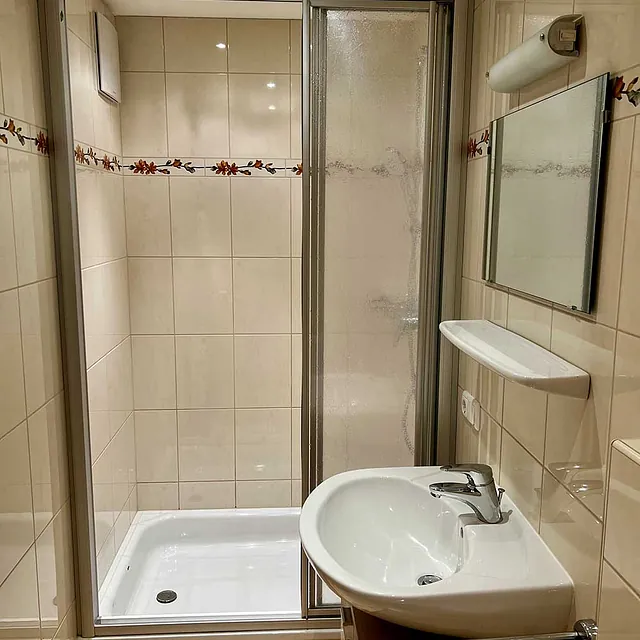 Zimmer PENSION HÖRL